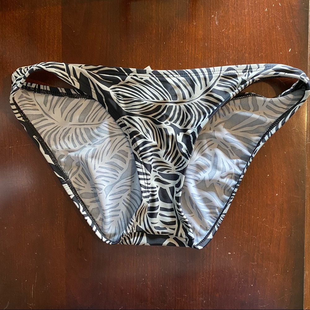 Patagonia bikini bottom size xs